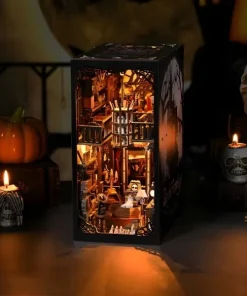 Alternative view of Maquette Book Nook Dark Family - Serre-livres décoratif - 23cm