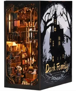 Maquette Book Nook lumineuse Magic Academy avec blason de sorcellerie, représentant l'intérieur détaillé d'une école de magie pour décoration de bibliothèque.