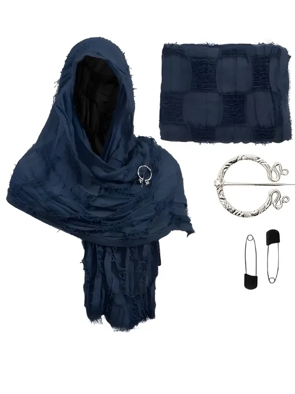 Capuche de rodeur post apocalyptique bleu avec broche Viking argentée, parfait pour cosplay et GN.