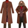 Costume complet Rubeus Hagrid, manteau marron suédé, gilet, chemise rouge et pantalon.