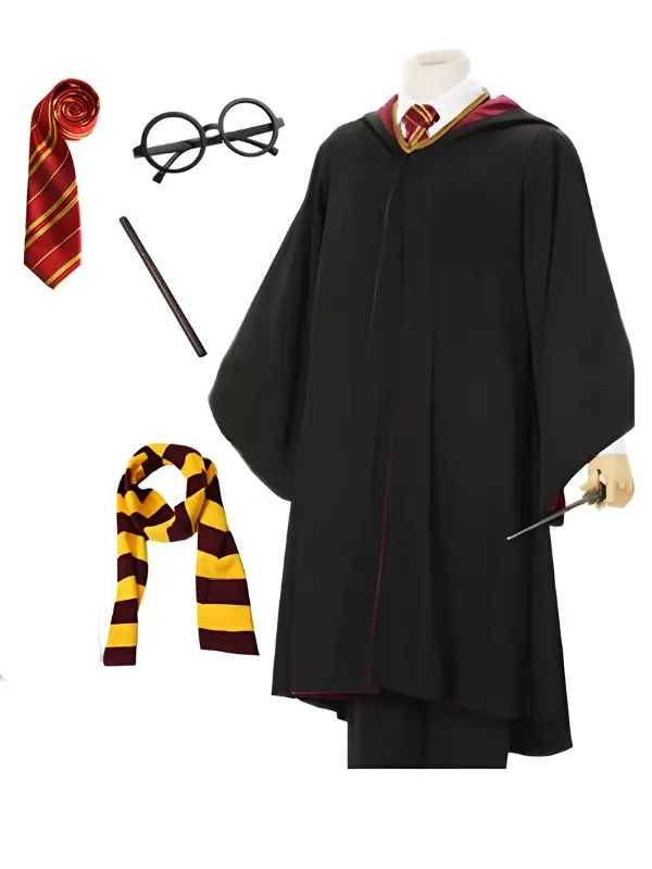 Pack complet d'apprenti sorcier harry potter incluant une robe noire à capuche avec doublure rouge, une cravate rayée, une écharpe assortie, une baguette magique et des lunettes rondes noire