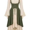 Robe longue médiévale crème et corset kaki à laçage, épaules dénudées.