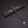 Réplique fidèle de la Baguette Lumineuse Harry en résine avec effet Lumos.