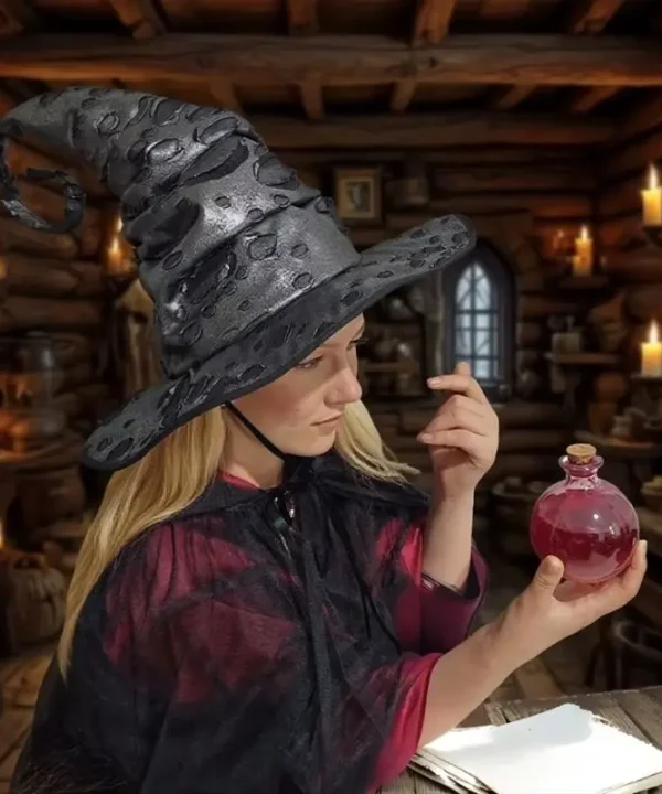 Alternative view of Chapeau de Sorcière Noir Effet Brûlé