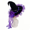 Dimensions du chapeau de sorcière noir organza violet : diamètre 48 cm et hauteur 38 cm
