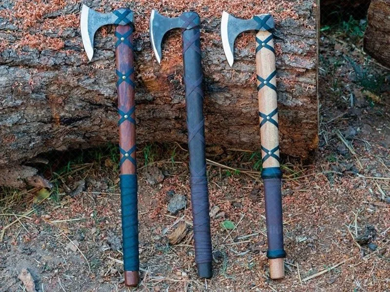 Serie de haches viking