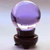 Boule de cristal Éthérée violette translucide 60mm, décoration Feng Shui.